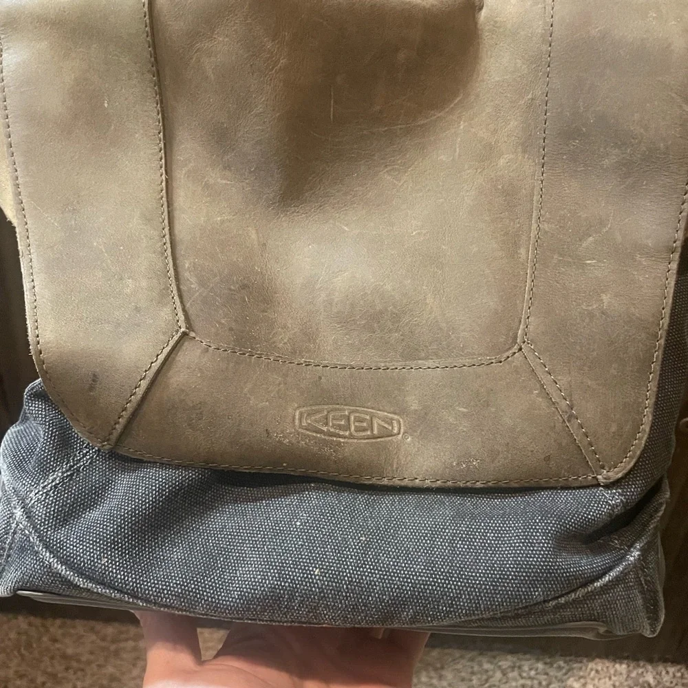 Keen Tan and Black Messenger Bag